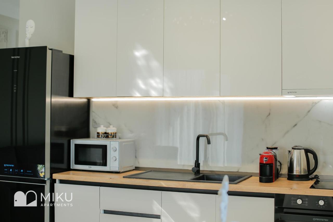 Miku Apartment - Lovely 1 Bedroom Spectacular View Tirana Exterior photo