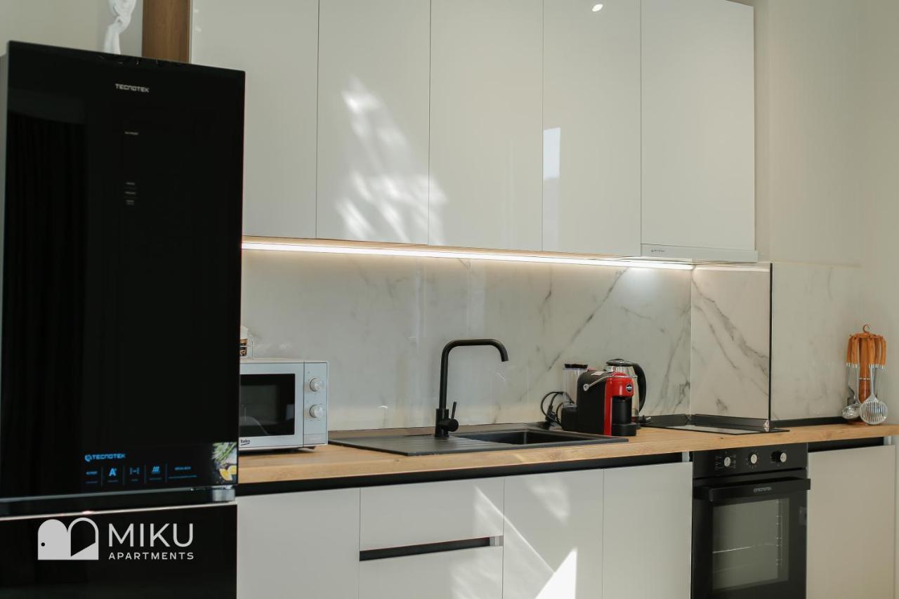 Miku Apartment - Lovely 1 Bedroom Spectacular View Tirana Exterior photo