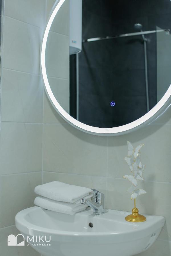 Miku Apartment - Lovely 1 Bedroom Spectacular View Tirana Exterior photo